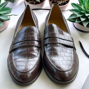 Nine West Croco Loafers – Women’s Size 10